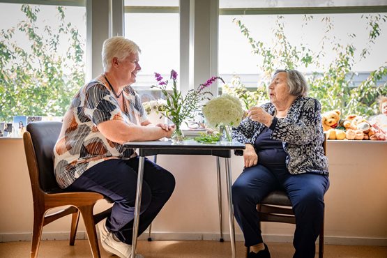 Onze kwetsbare bewoners hebben ons meer dan ooit nodig om gezond te blijven.